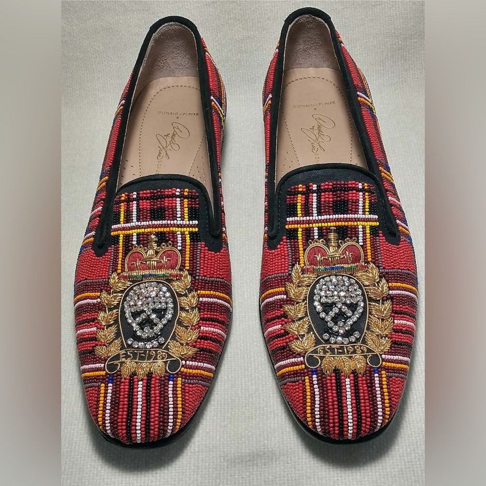 NEW! Donald Pliner beaded slip on flats, sz 9.5